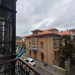 Puerto De 2* يانس