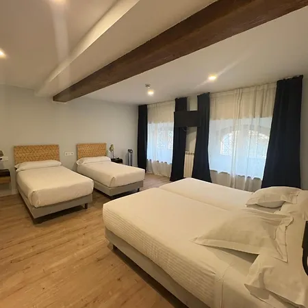 Lägenhetshotell Puerto De 2*