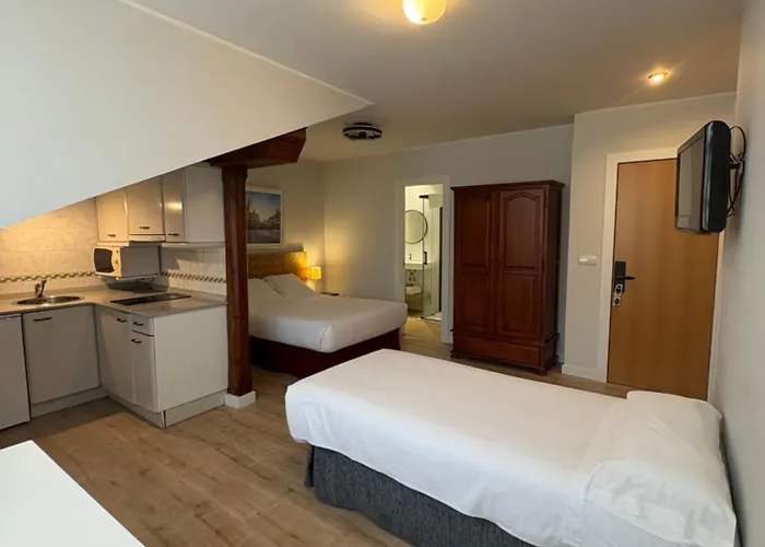 Apartahotel Hotel Puerto de Llanes 2*