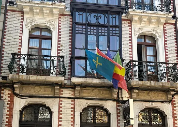 Hotel Puerto de Llanes Apartahotel Llanes