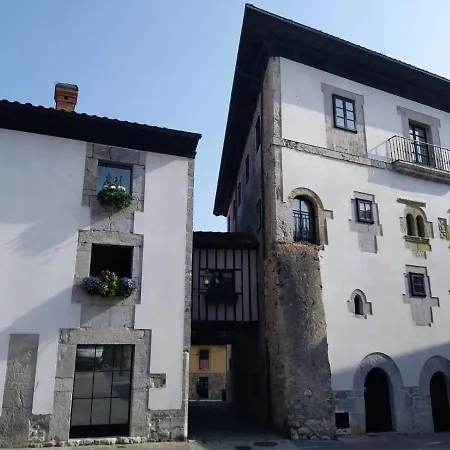 Puerto De Lejlighedshotel Llanes